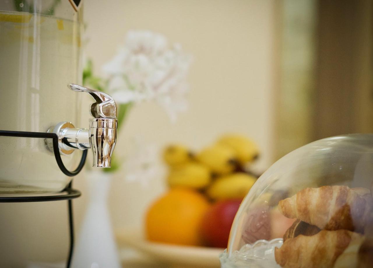 Family Hotel Anna Ruse Ngoại thất bức ảnh