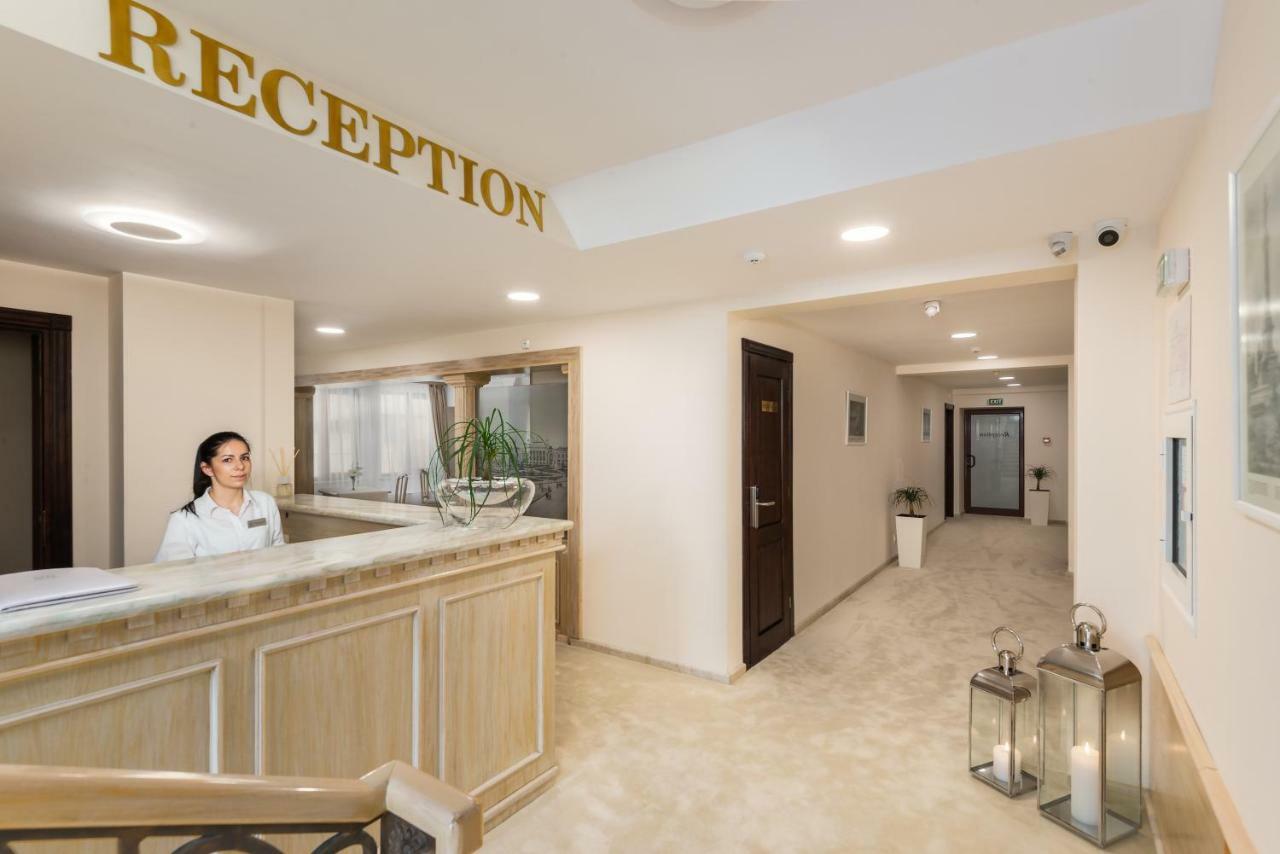 Family Hotel Anna Ruse Ngoại thất bức ảnh